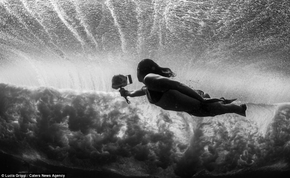 underwater surf03