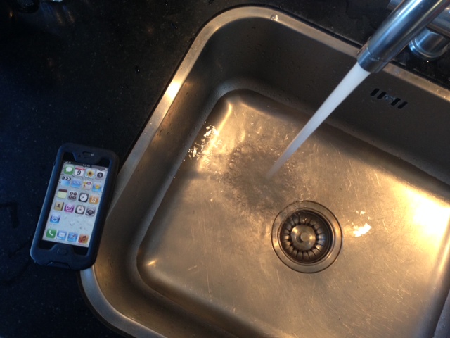 Seido Waterpoof case iPhone 5 test