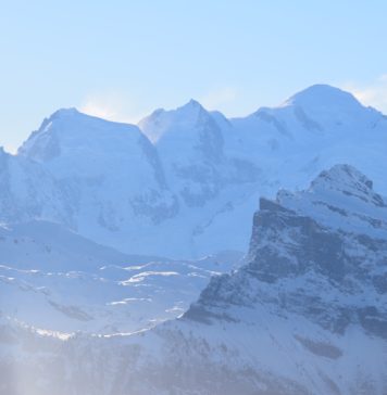 Mont Blanc vanaf Les Gets dichtbij Geneve