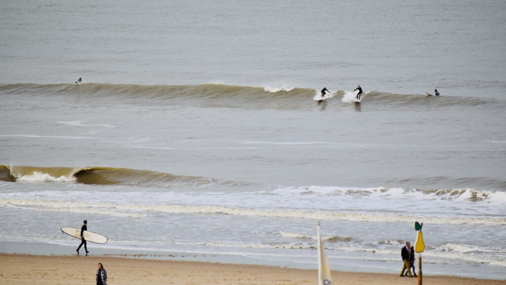 Longboarden in Scheveningen