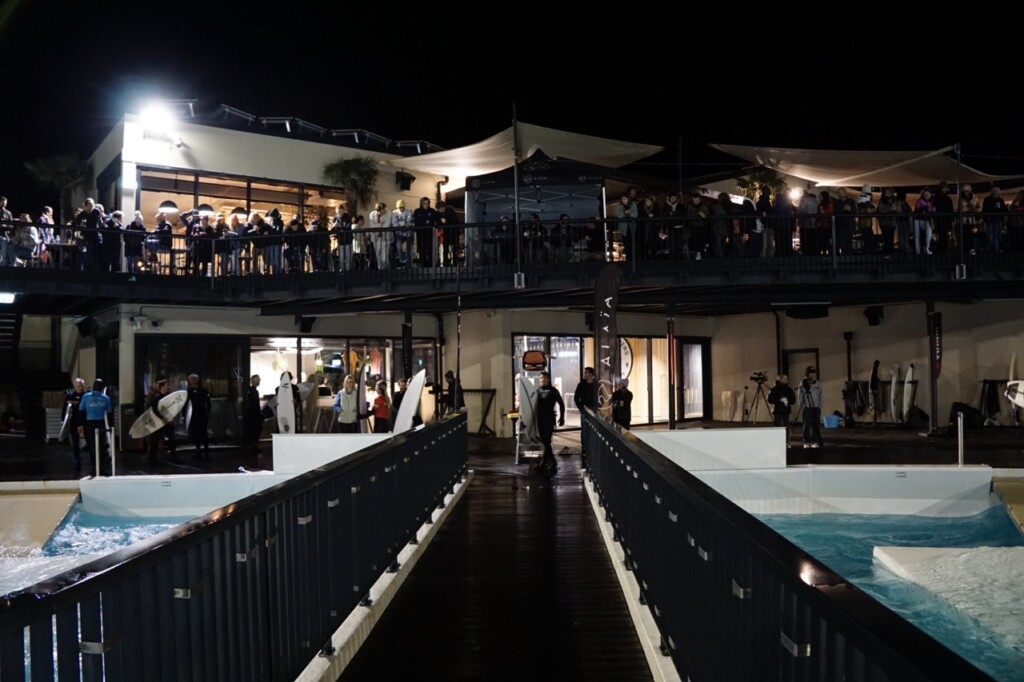 surfers cup alaia bay