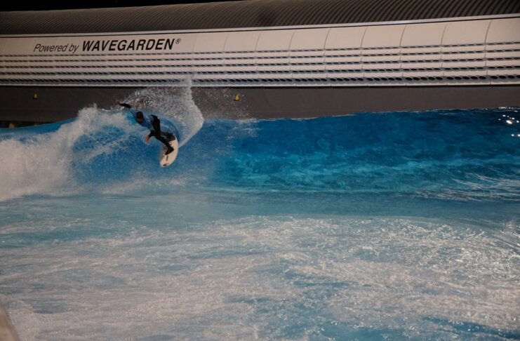 surfers cup alaia bay