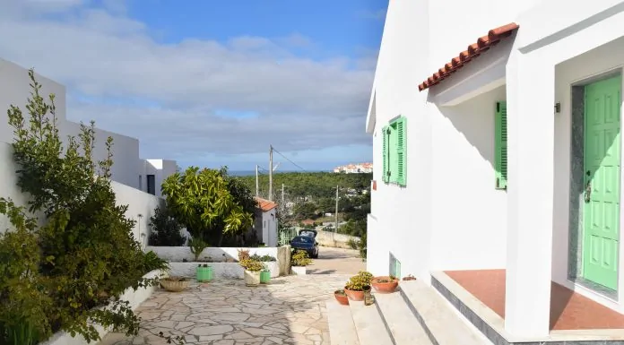 ola onda ericeira guesthouse