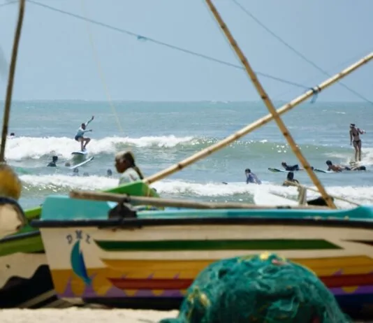 arugam bay surfing